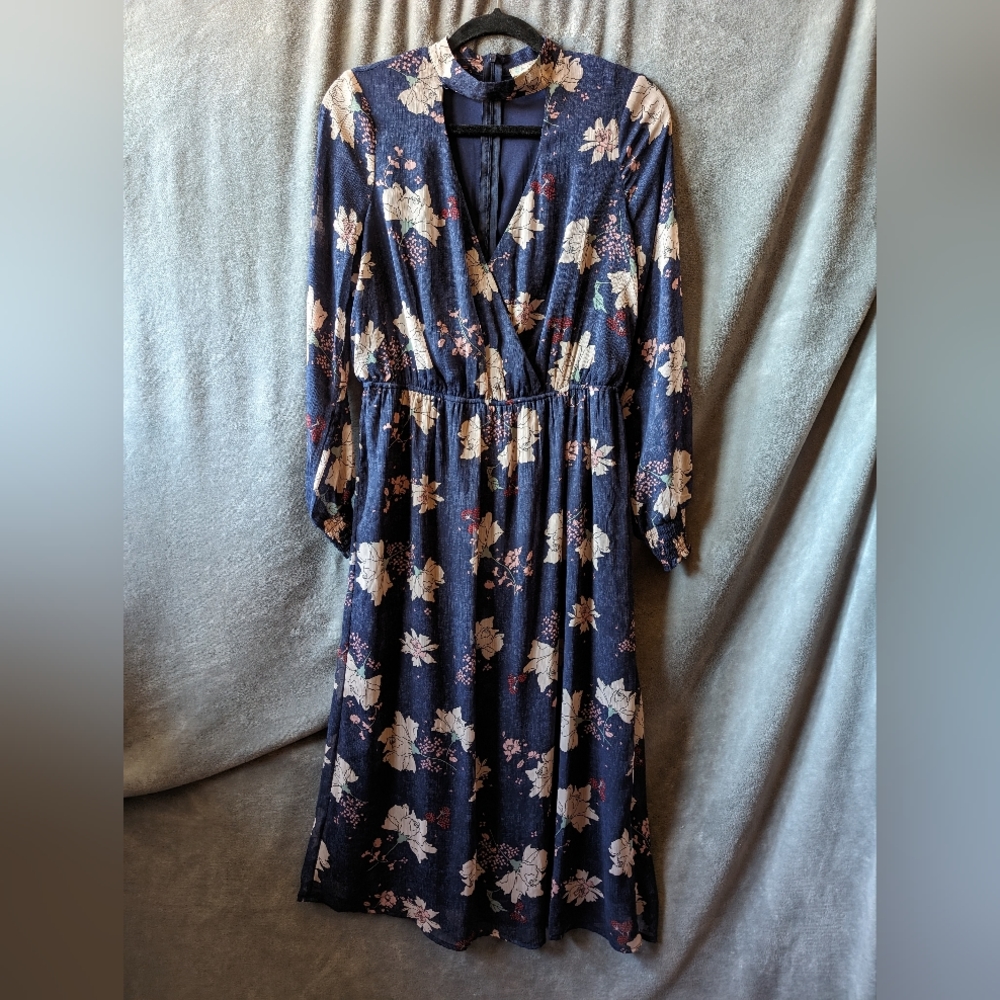 Navy midi dress size large
